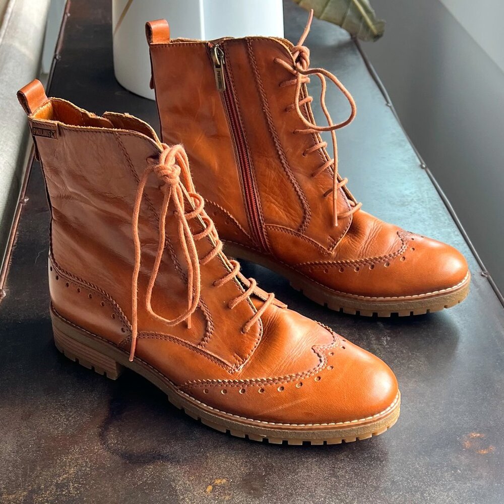 Pikolinos Wing Tip Leather Boots, Women, Sz 40